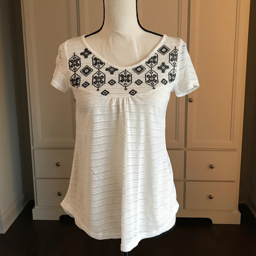 White and Black Knit Top